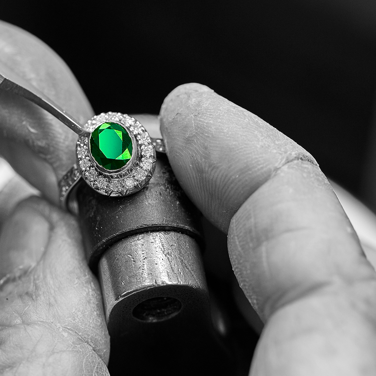 Handcrafted sapphire jewelry